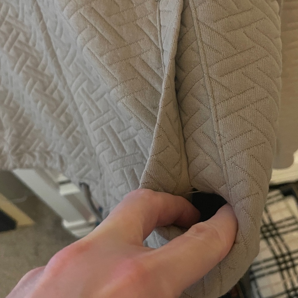 Como Quilted Tan Bomber Jacket - Picture 4 of 9